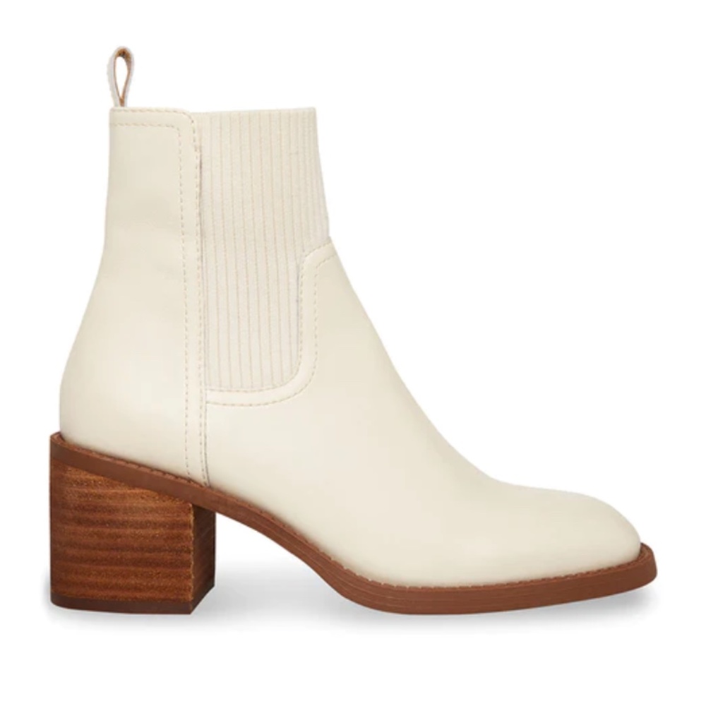 STEVE MADDEN Admire Boots - BONE LEATHER; SIZE 8